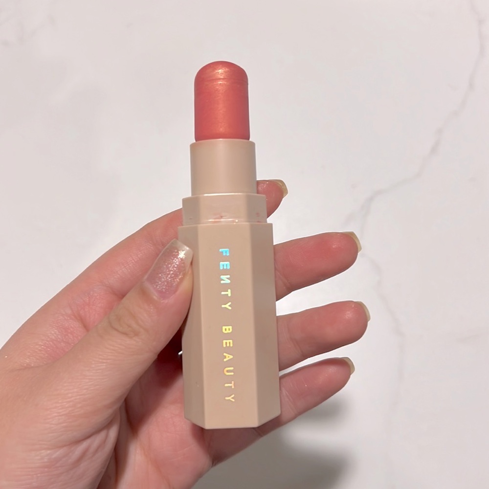Fenty Beauty by Rihanna Match Stix Matte Contour Skinstick